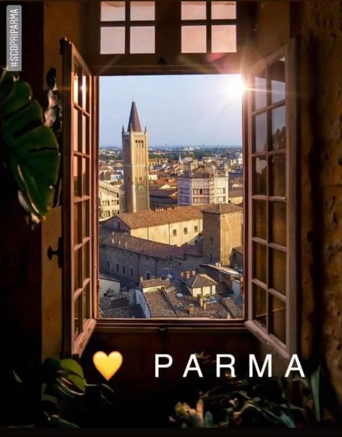 Parma Borgo Antico I I I Free Privat Parking Luaran gambar